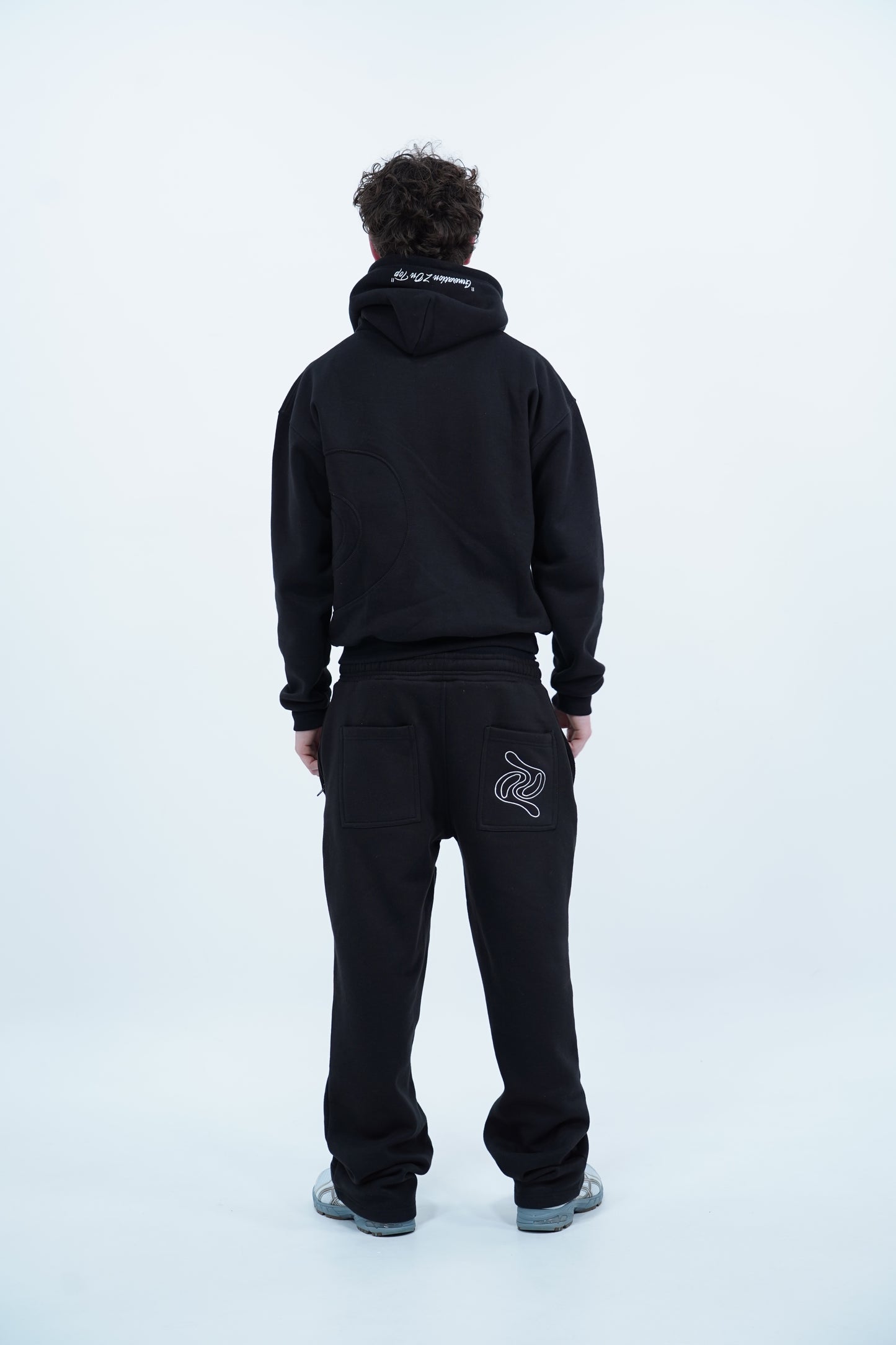 Jogging Noir - REBORN